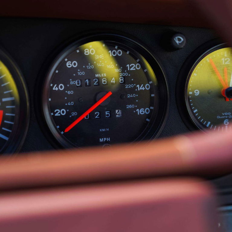 Porsche 911 Carrera 3.2 Speedster