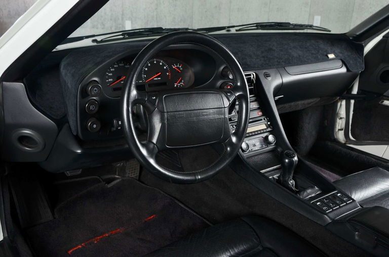 Porsche 928 GT
