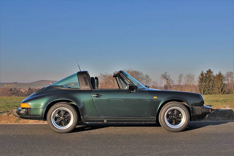 Porsche 911 Carrera 3.2
