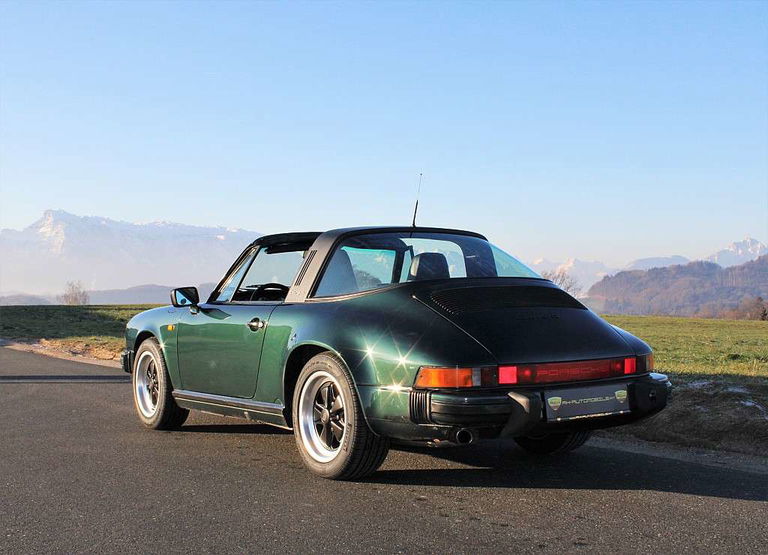 Porsche 911 Carrera 3.2