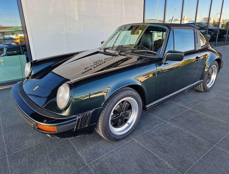 Porsche 911 Carrera 3.2