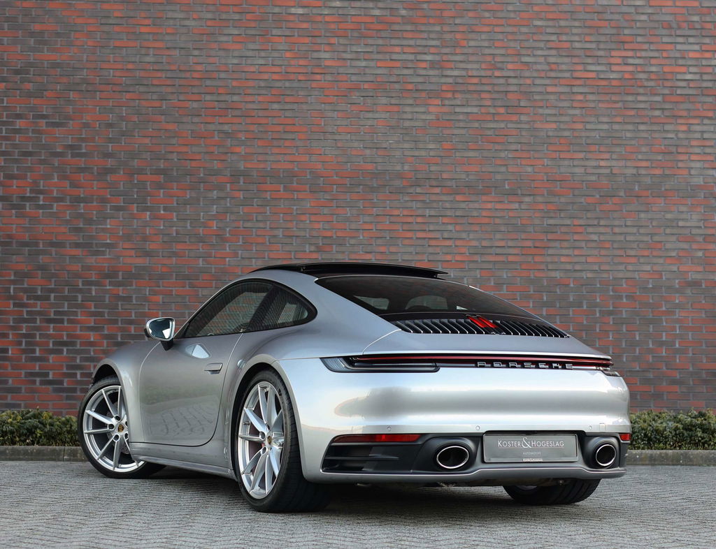 Porsche 992 Carrera 4S