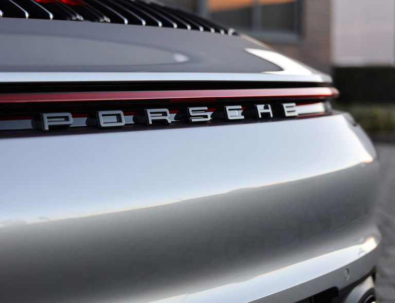 Porsche 992 Carrera 4S