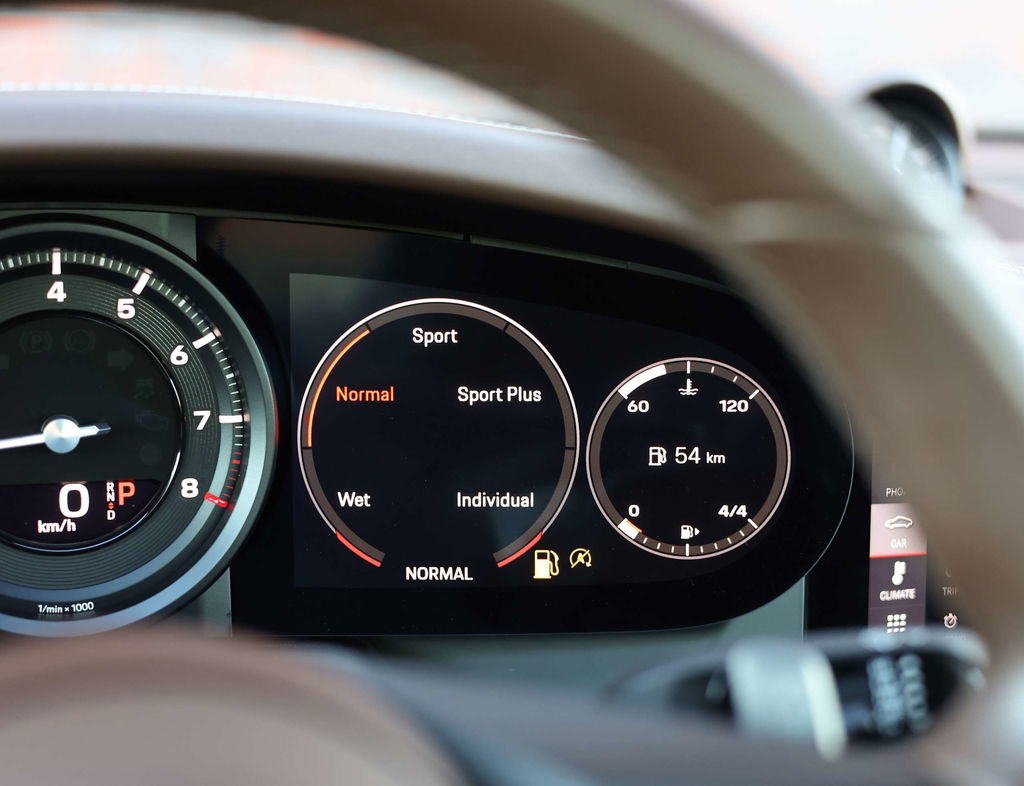 Porsche 992 Carrera 4S