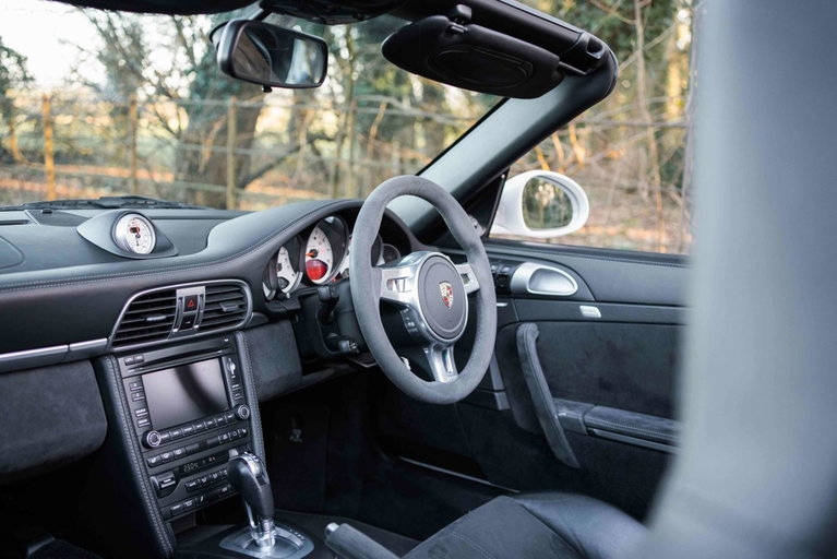 Porsche 997.2 Carrera GTS