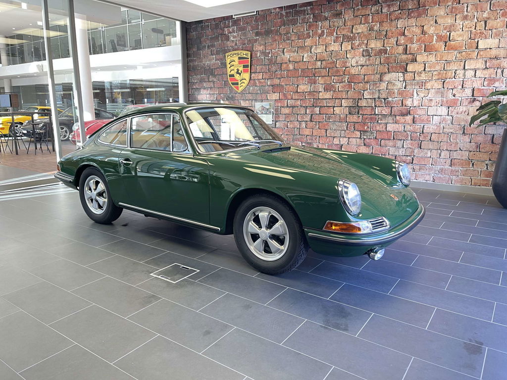 Porsche 911 S (F-Modell)