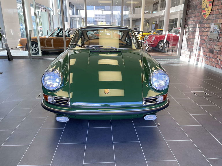 Porsche 911 S (F-Modell)