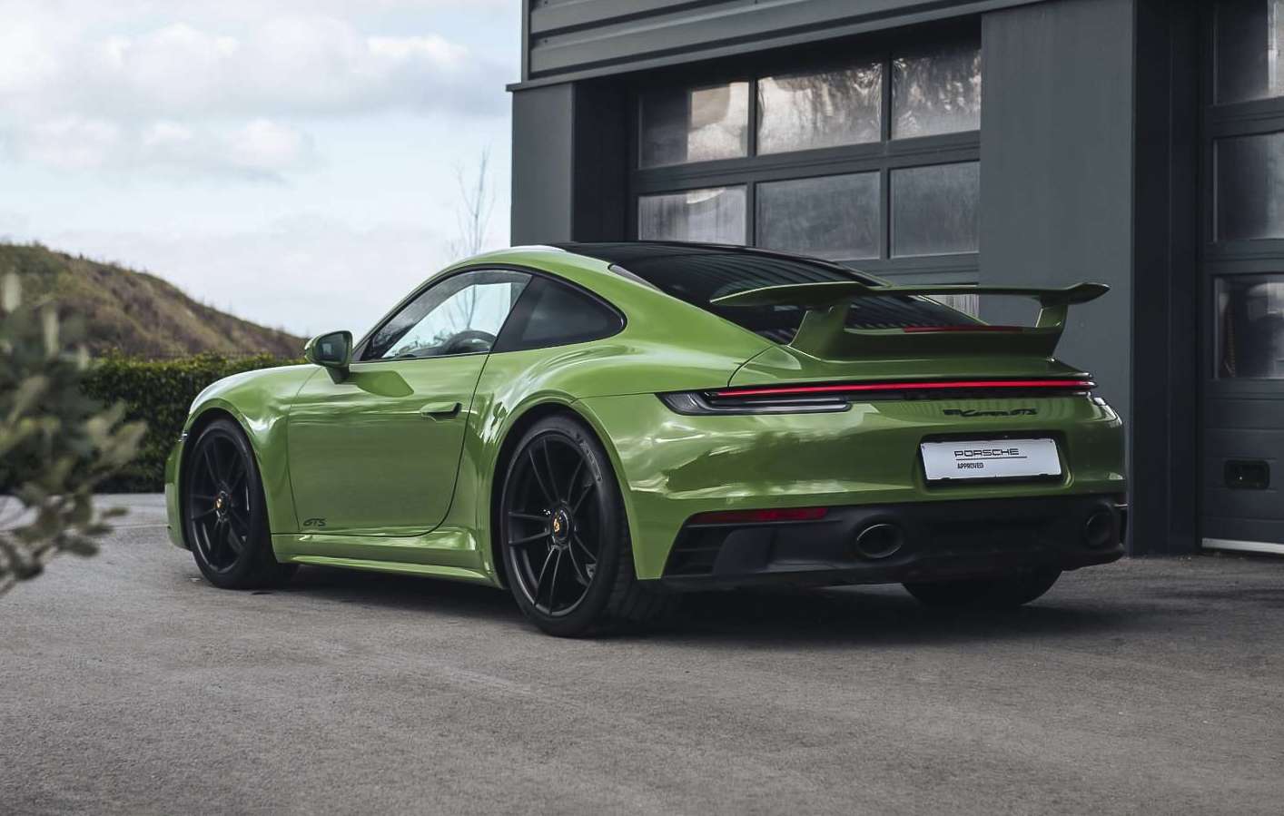 Porsche Front Bumperette With Rubber - Right main image 1