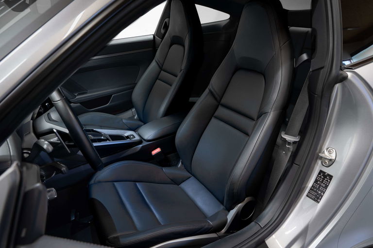 Porsche 992 Carrera S