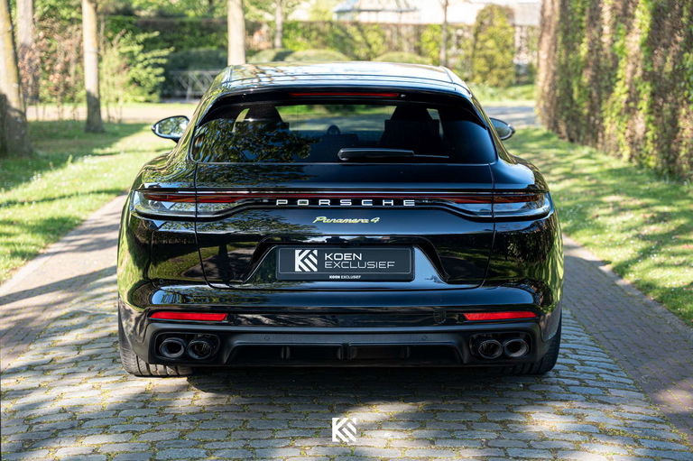 Porsche Panamera 4 E-Hybrid