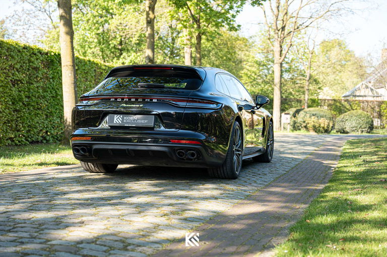 Porsche Panamera 4 E-Hybrid