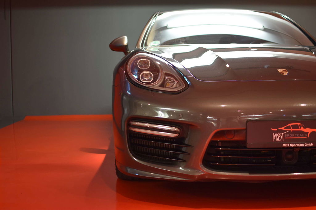 Porsche Panamera Turbo