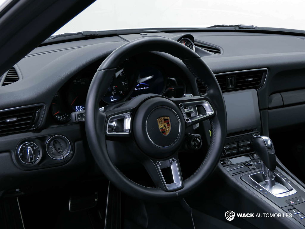 Porsche 991.2 Carrera GTS