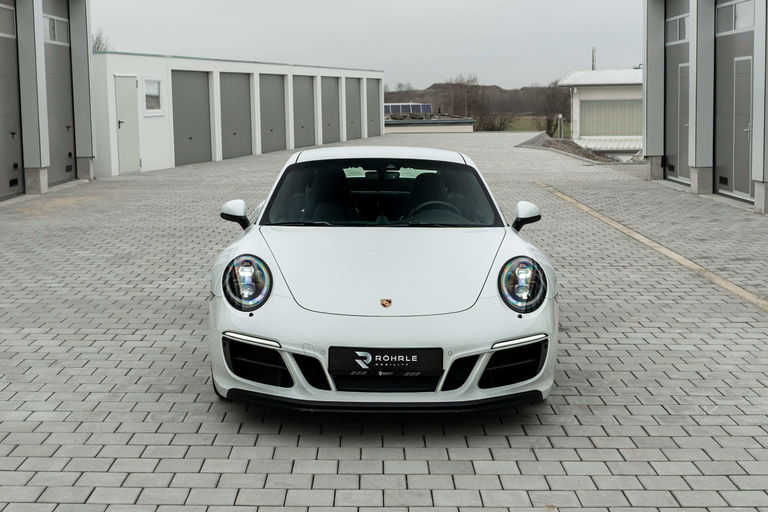 Porsche 991.2 Carrera 4 GTS