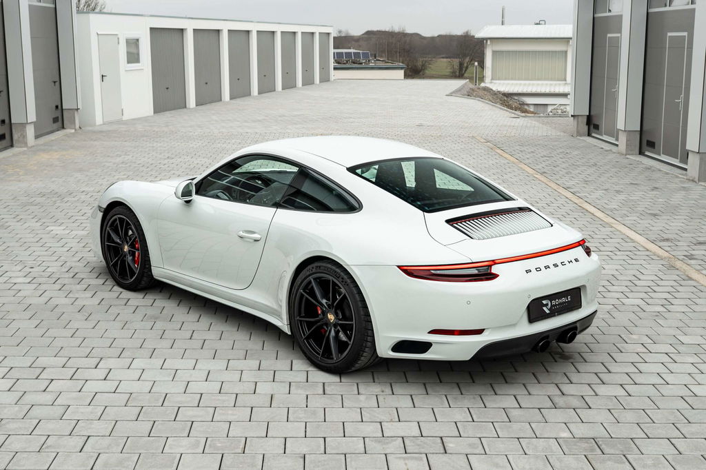 Porsche 991.2 Carrera 4 GTS