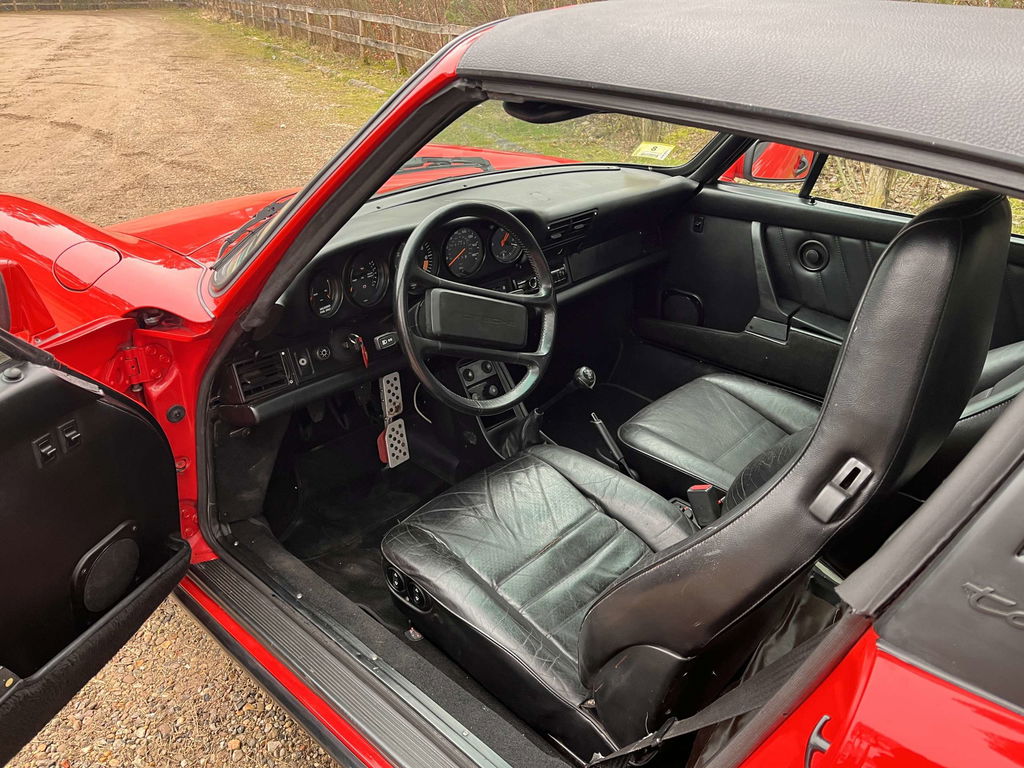 Porsche 911 Carrera 3.2