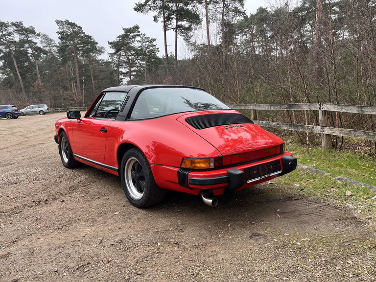 Porsche 911 Carrera 3.2