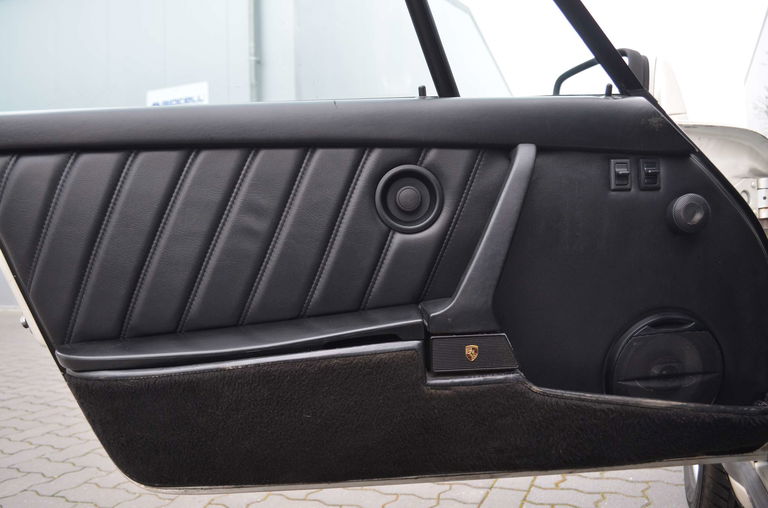 Porsche 911 Carrera 3.2 WTL