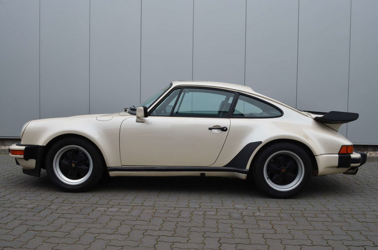 Porsche 911 Carrera 3.2 WTL
