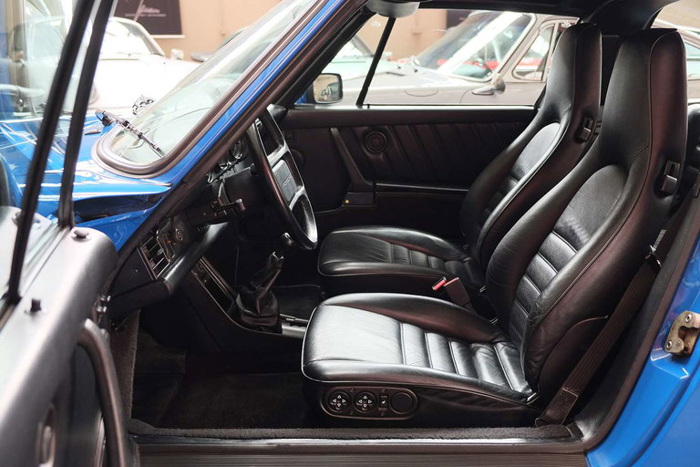 Porsche 911 Turbo 3.3