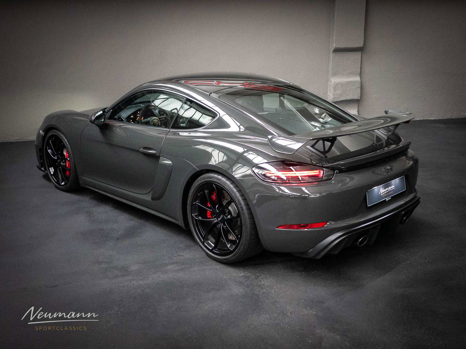 Porsche 718 Cayman GT4 2021 - elferspot.com - Marketplace