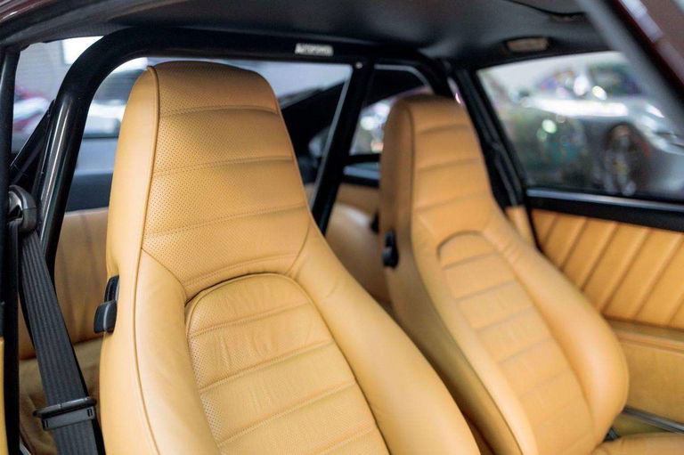 Porsche 911 Turbo 3.3 (US)