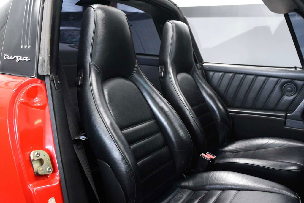 Porsche 911 Carrera 3.2 (US)