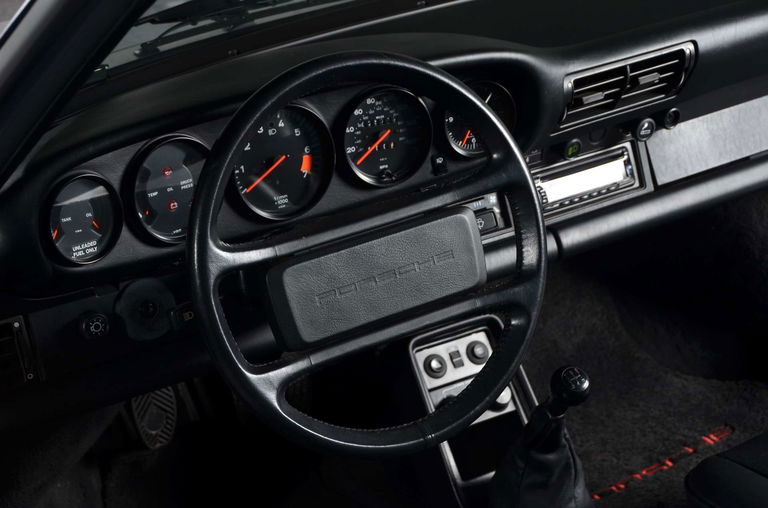 Porsche 911 Carrera 3.2