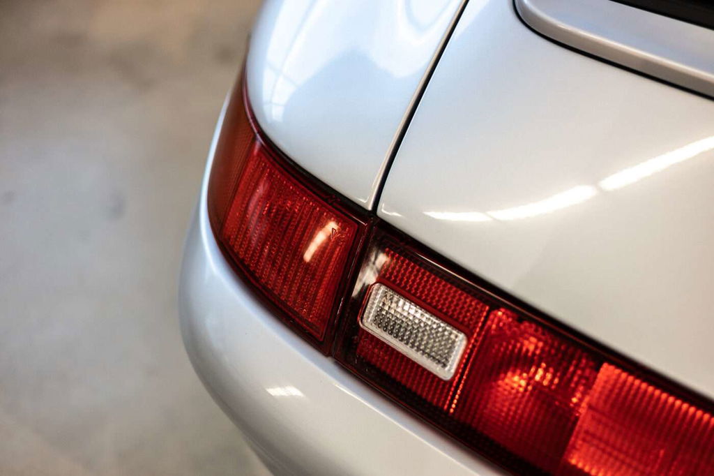 Porsche 993 Carrera 4