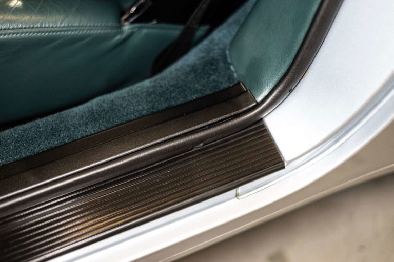 Porsche 993 Carrera 4