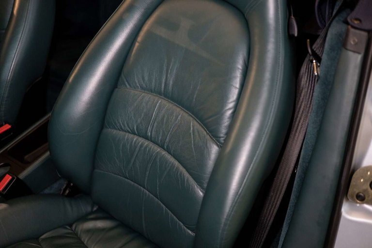Porsche 993 Carrera 4
