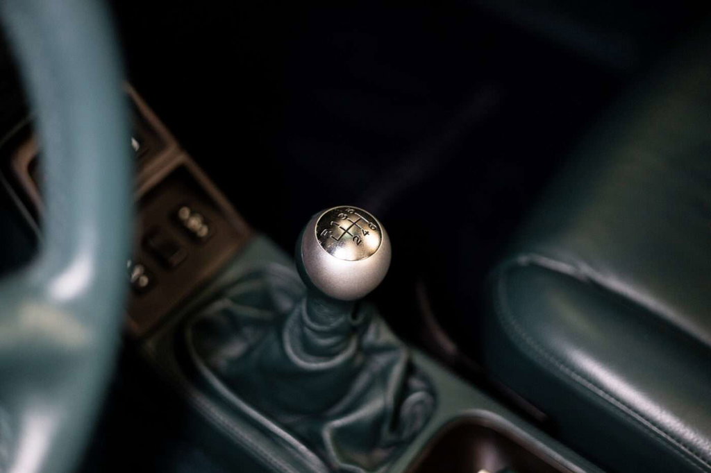 Porsche 993 Carrera 4