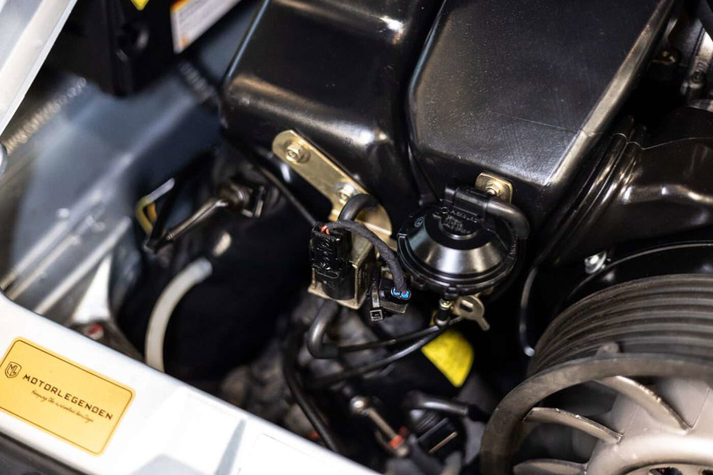 Porsche 993 Carrera 4