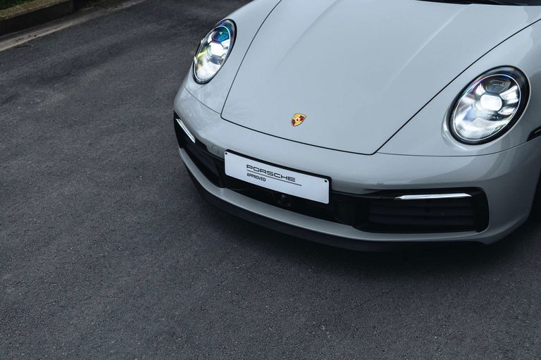 Porsche 992 Carrera 4S