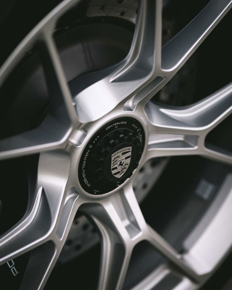 Porsche 992 GT3 Touring