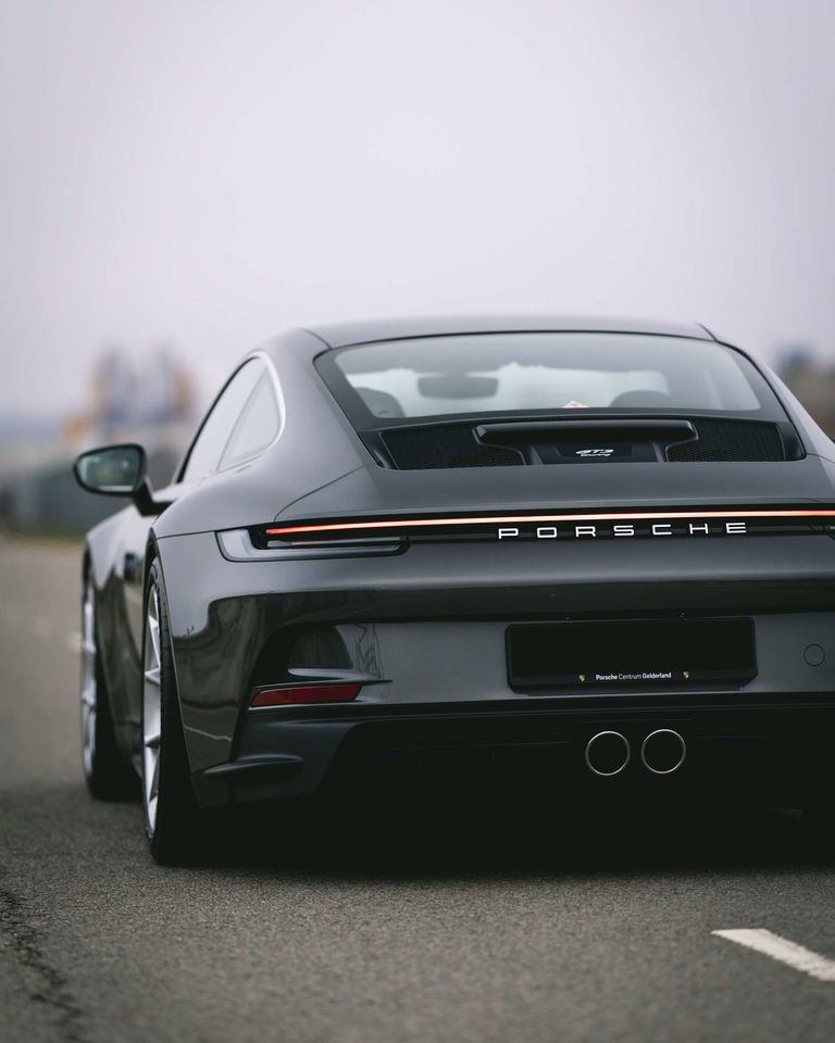 Porsche 992 GT3 Touring