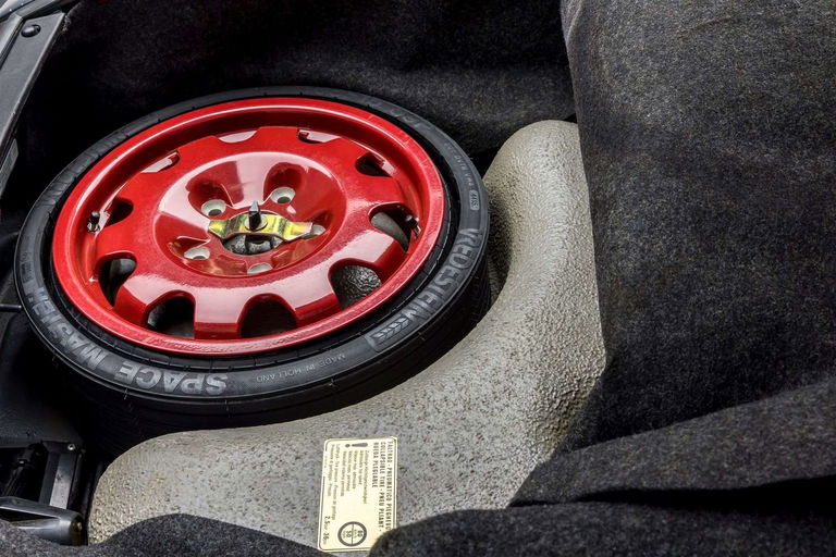 Porsche 911 Carrera 3.2 (US)