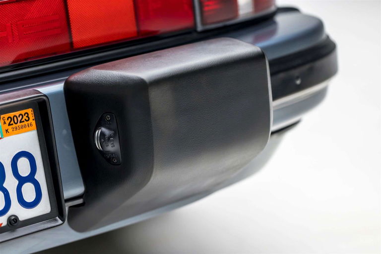 Porsche 911 Carrera 3.2 (US)