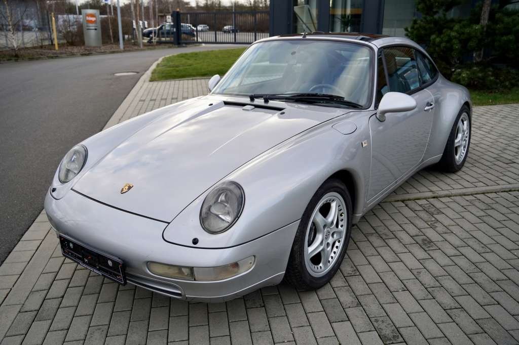 Kai Pflaume Porsche 993 Targa Interieur Raffleder schwarz