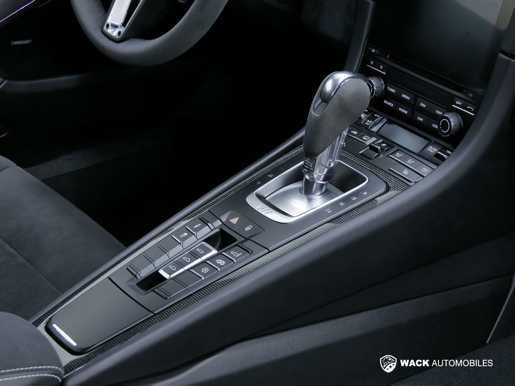 Porsche 991.2 Carrera GTS