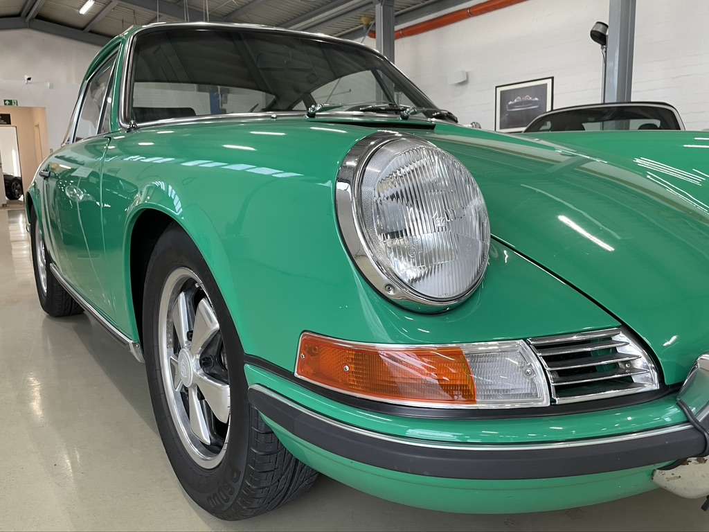 Porsche 911 T