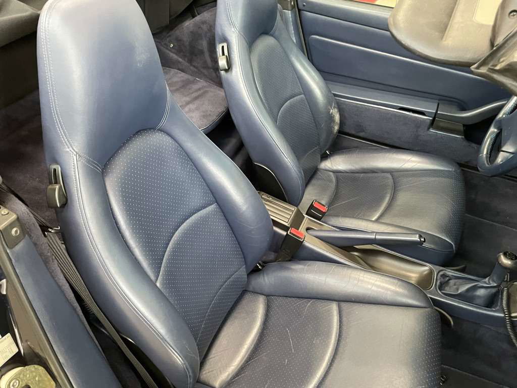 Porsche 993 Carrera 3.8