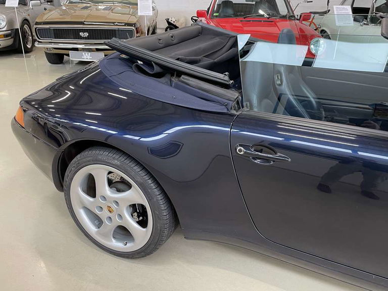 Porsche 993 Carrera 3.8