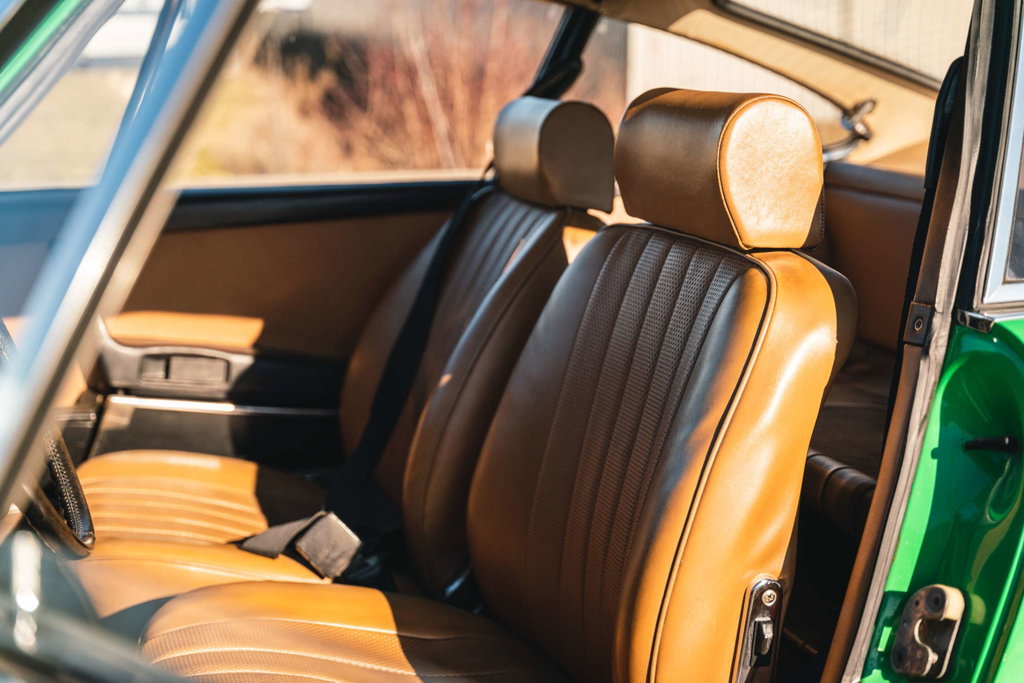 Porsche 911 E