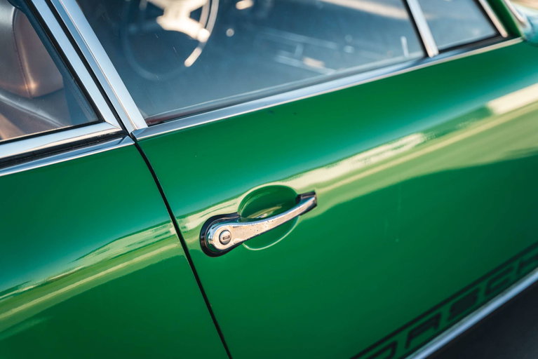 Porsche 911 E