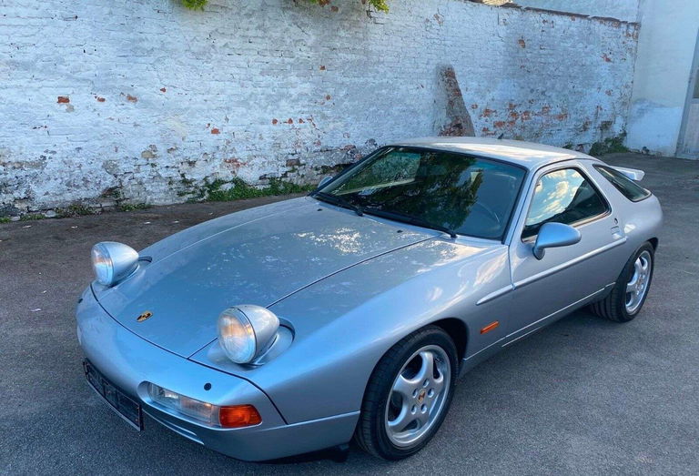 Porsche 928 GTS
