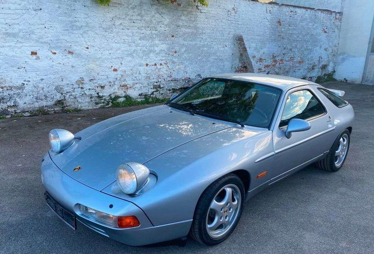 Porsche 928 GTS