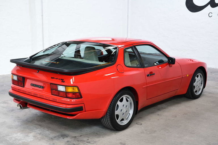 Porsche 944 S2 Coupé