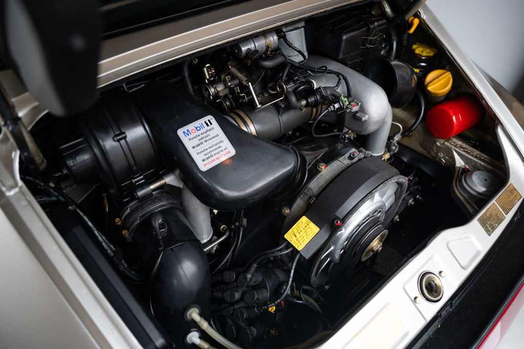 Porsche 964 Carrera 4