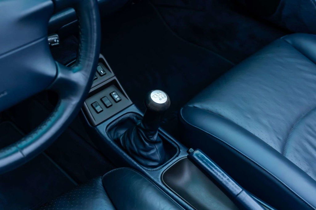 Porsche 993 Carrera 4